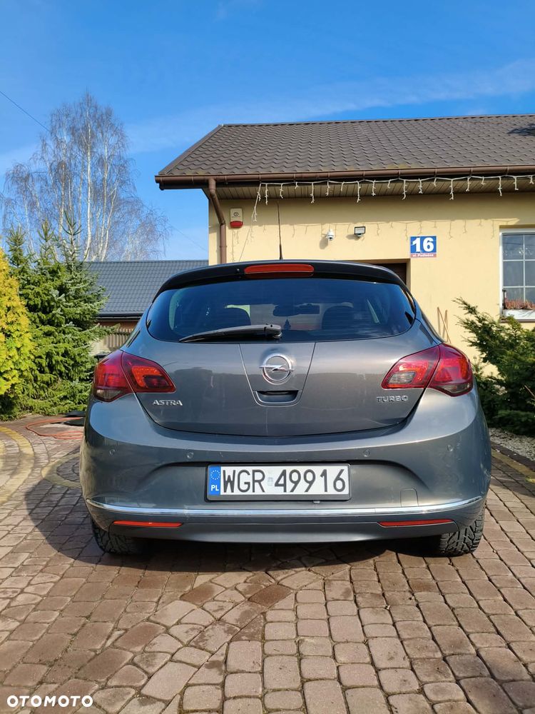 Opel Astra - 2