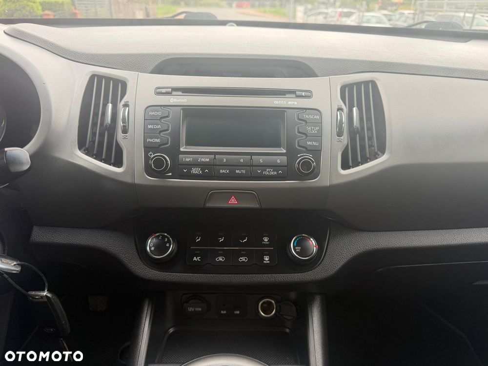 Kia Sportage 1.7 CRDI 2WD Attract - 17