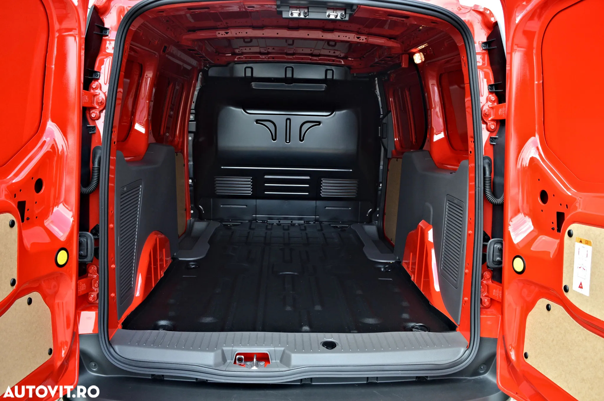 Ford Transit Connect - 20