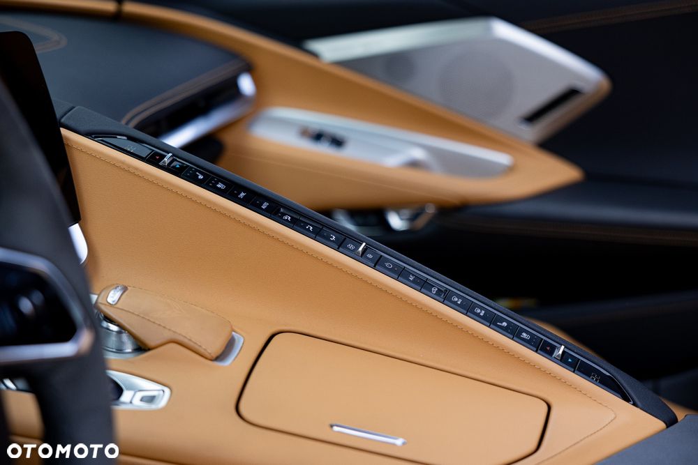 Chevrolet Corvette Stingray 3LT 6.2 V8 Automatik - 31