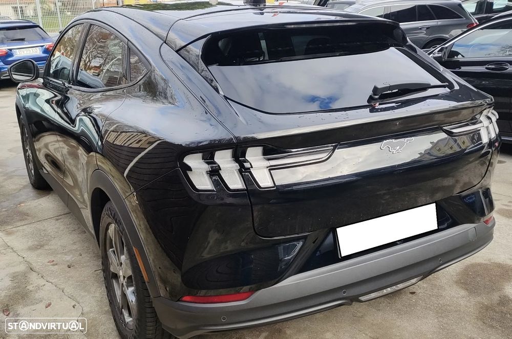 Ford Mustang Mach-E - 5