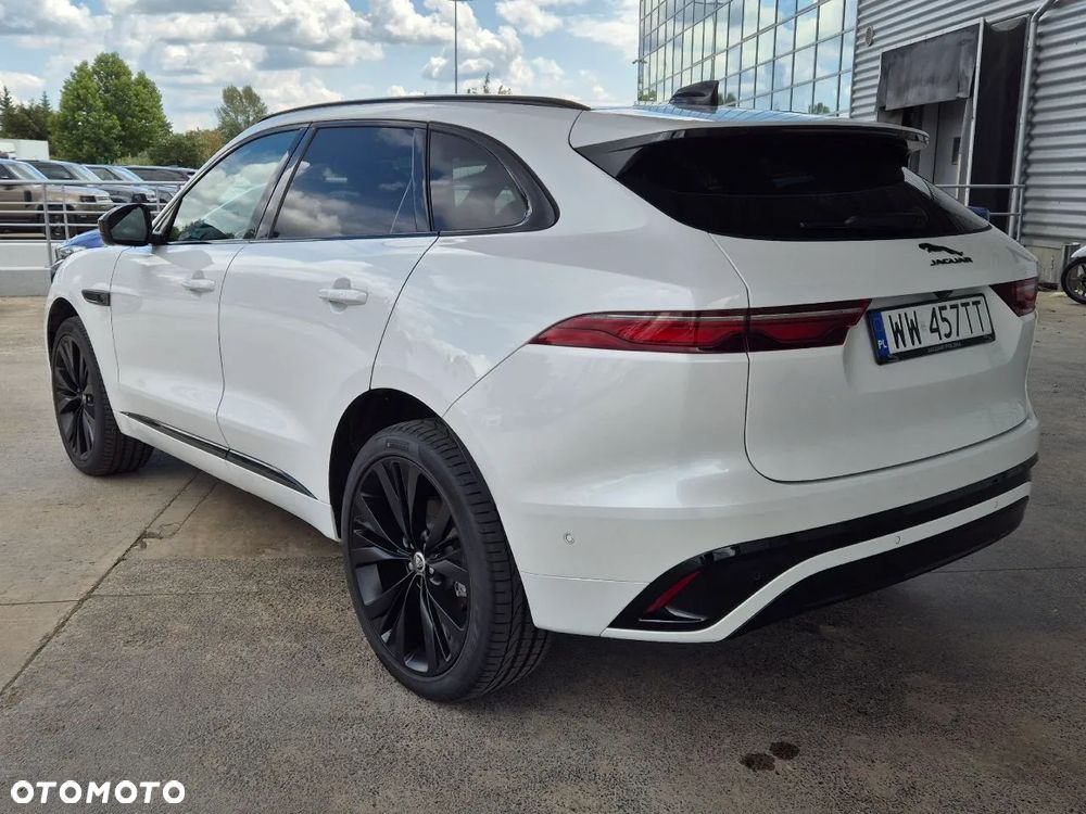 Jaguar F-Pace D200 AWD R-Dynamic SE - 8