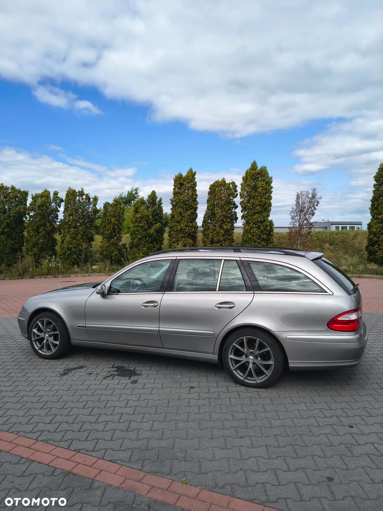 Mercedes-Benz Klasa E 200 Kompressor T Classic - 7