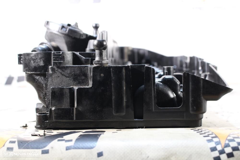 Tampa De Válvulas Bmw 5 (F10)  Tampa De Válvulas Bmw N57 / N57d30a - 5