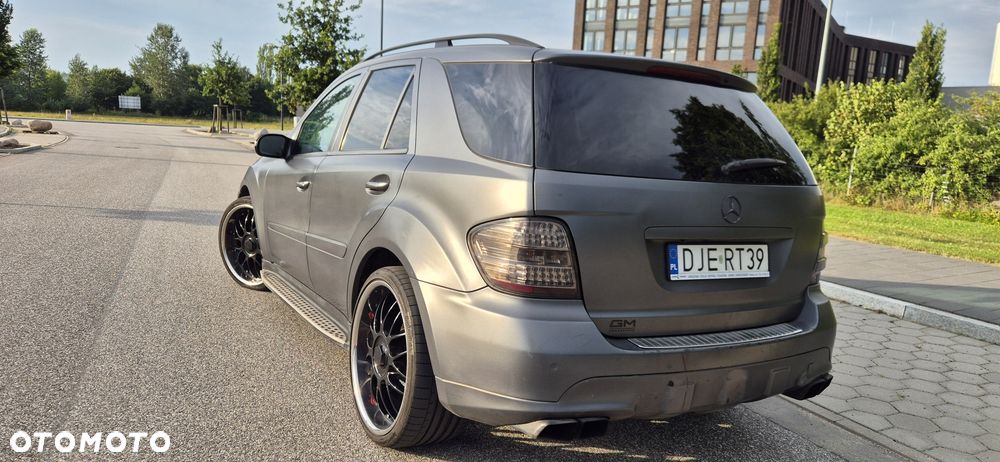 Mercedes-Benz ML - 3