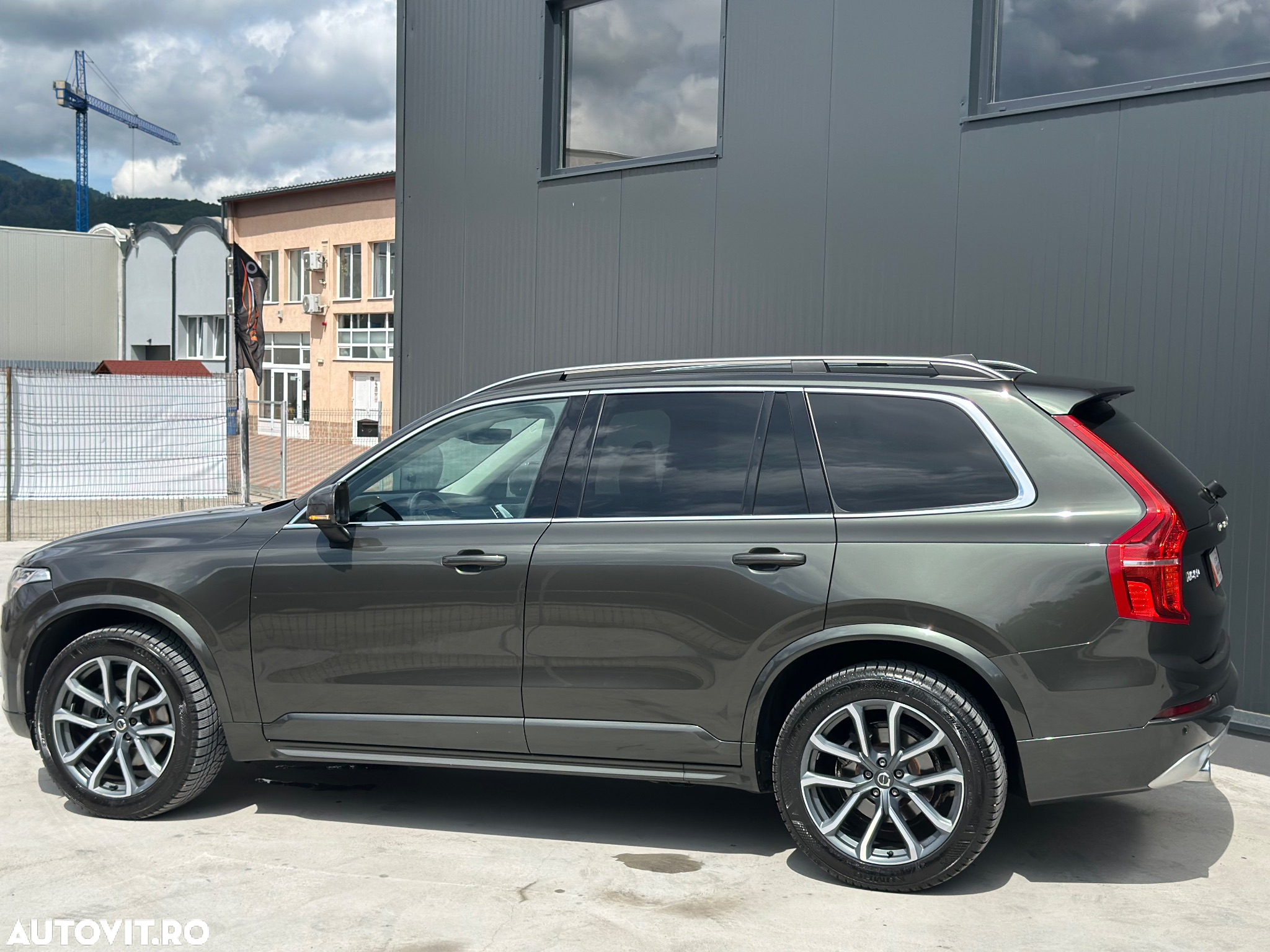 Volvo XC 90 D5 AWD Geartronic Momentum - 2
