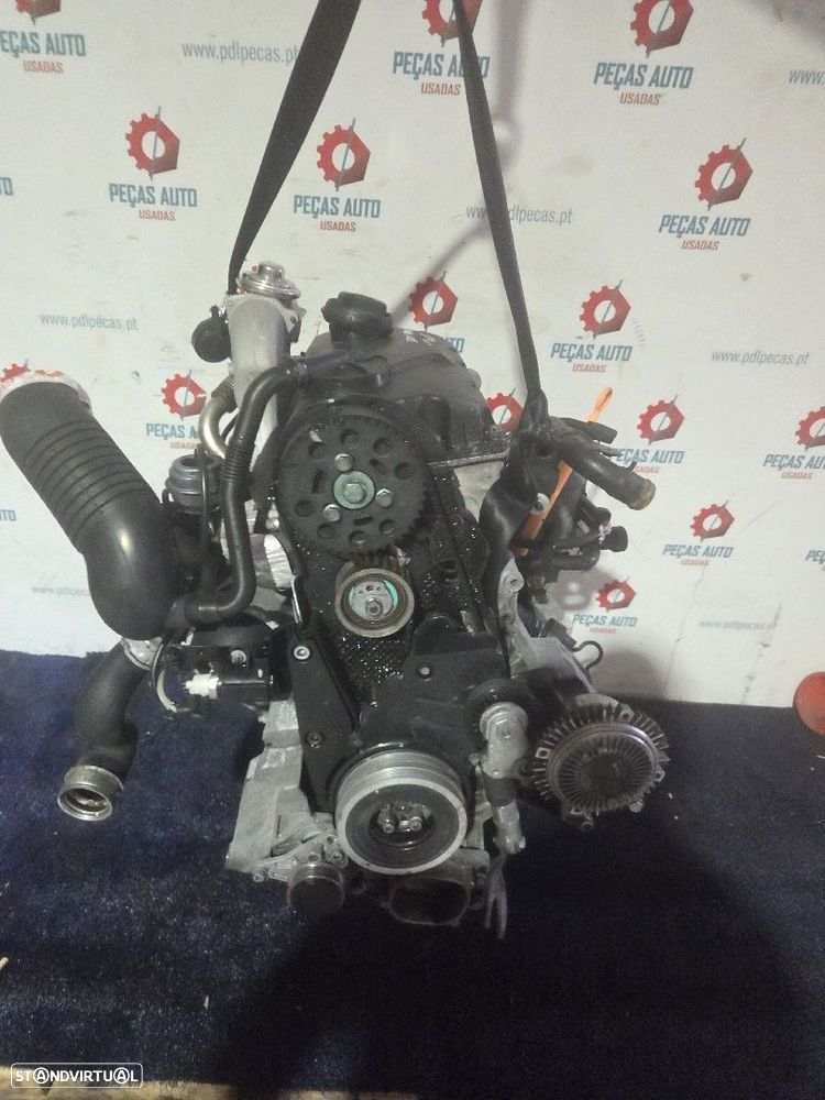 Motor Combustão Volkswagen Passat (3B3)