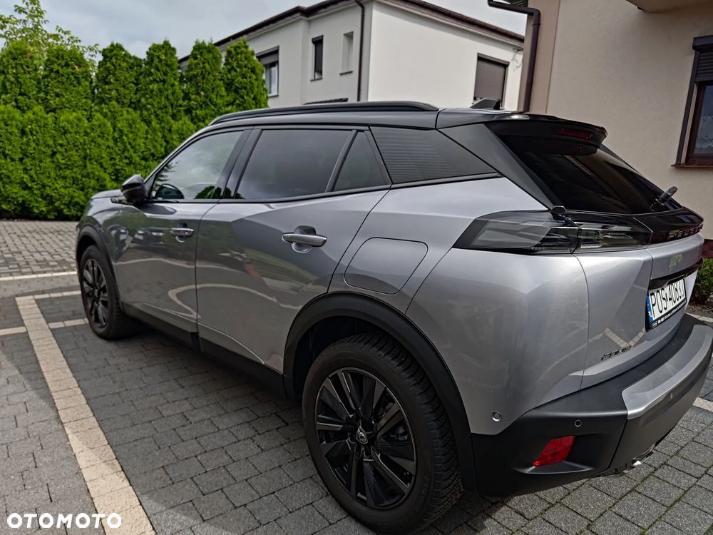 Peugeot 2008 1.2 PureTech GT S&S EAT8 - 5
