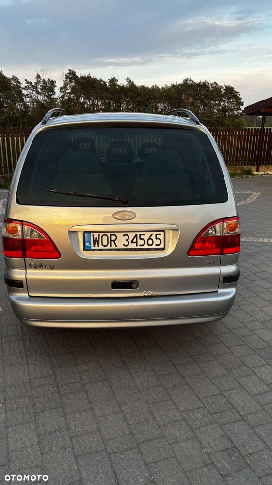 Ford Galaxy - 16