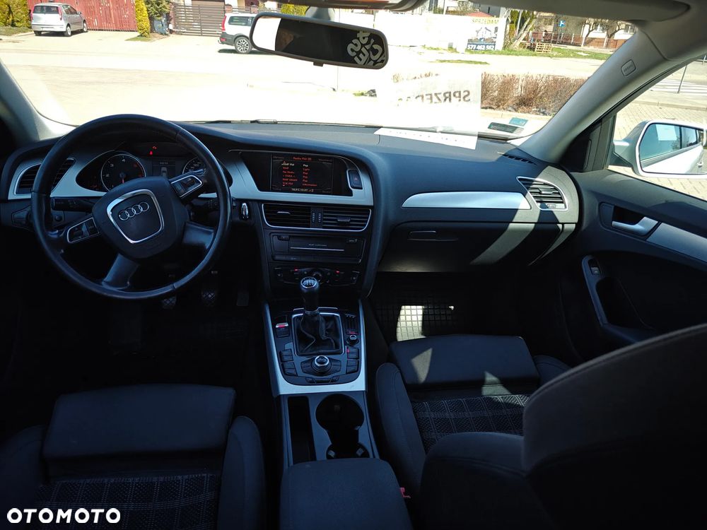 Audi A4 Avant 2.0 TDI DPF - 23