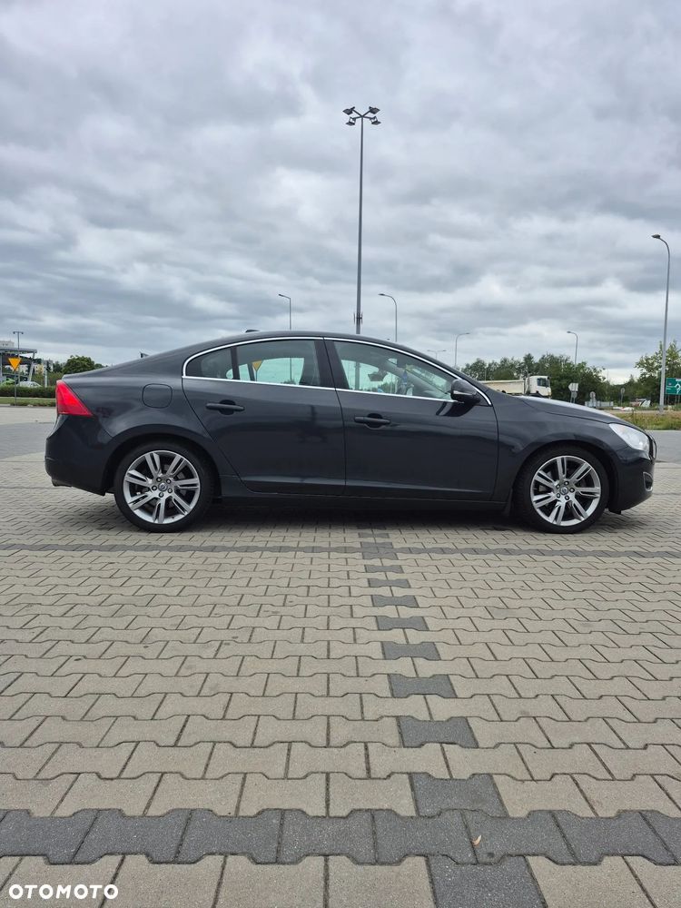 Volvo S60 T6 AWD Summum - 4