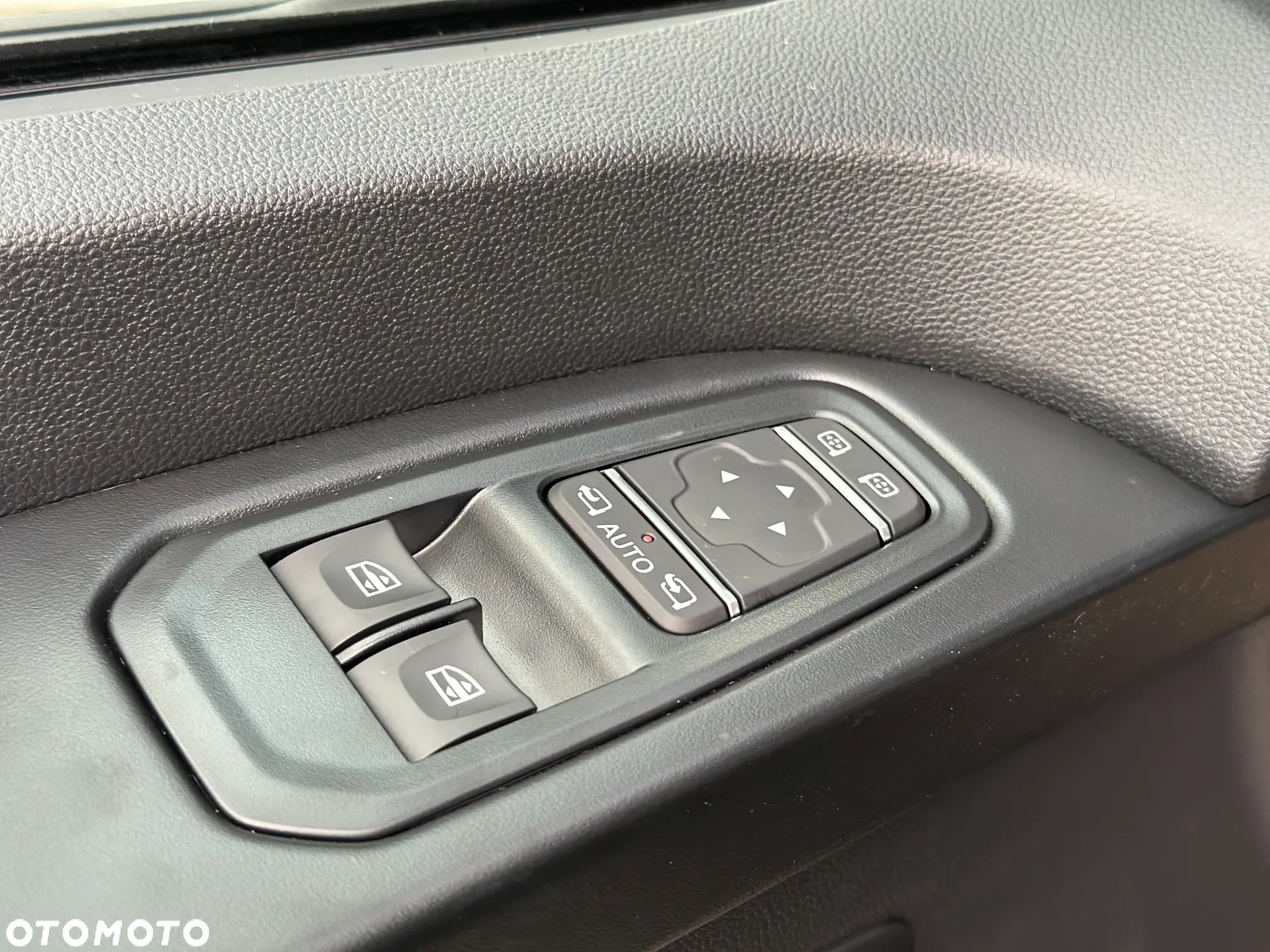 Renault Trafic - 10