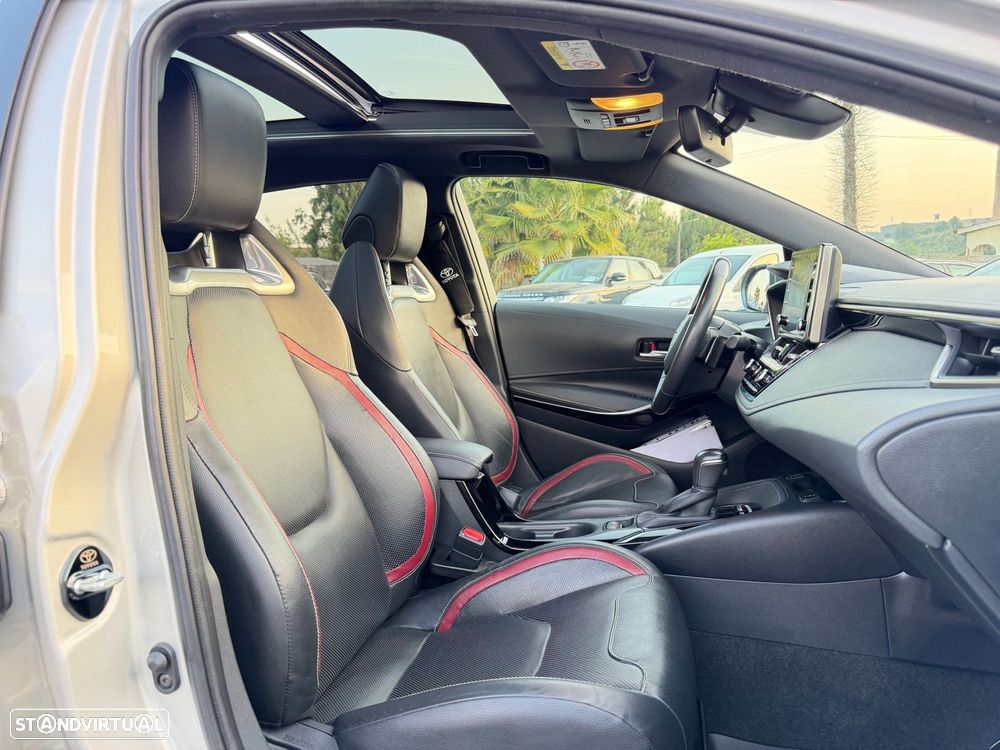 Toyota Corolla 2.0 Hybrid Exclusive - 40