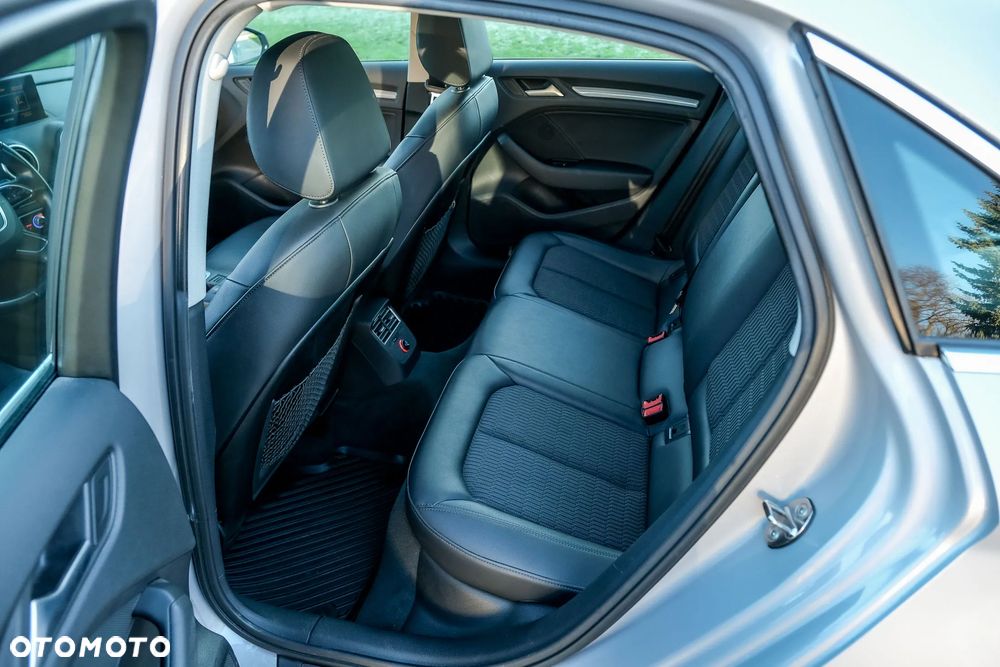 Audi A3 Limousine 2.0 TDI quattro Ambiente - 29