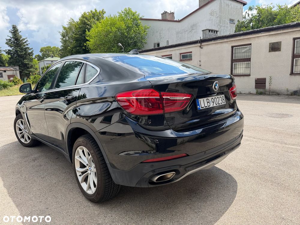 BMW X6 xDrive30d - 10