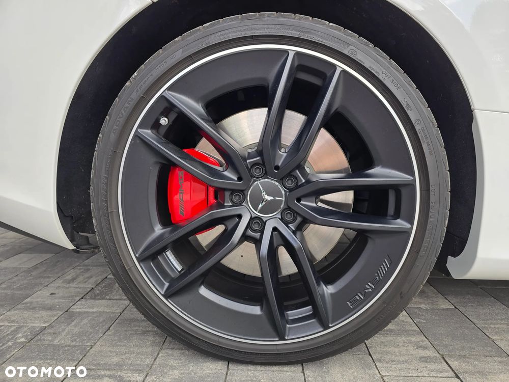 Mercedes-Benz Klasa E AMG 53 4-Matic+ - 25