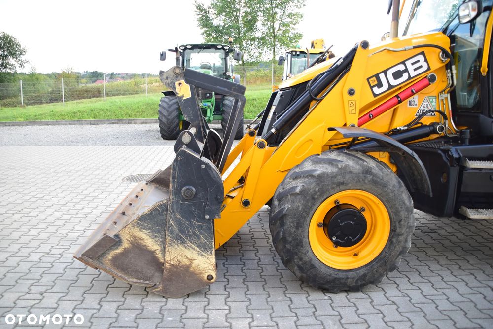 JCB 3CX Sitemaster PLUS TURBO 4x4 Contractor - 7