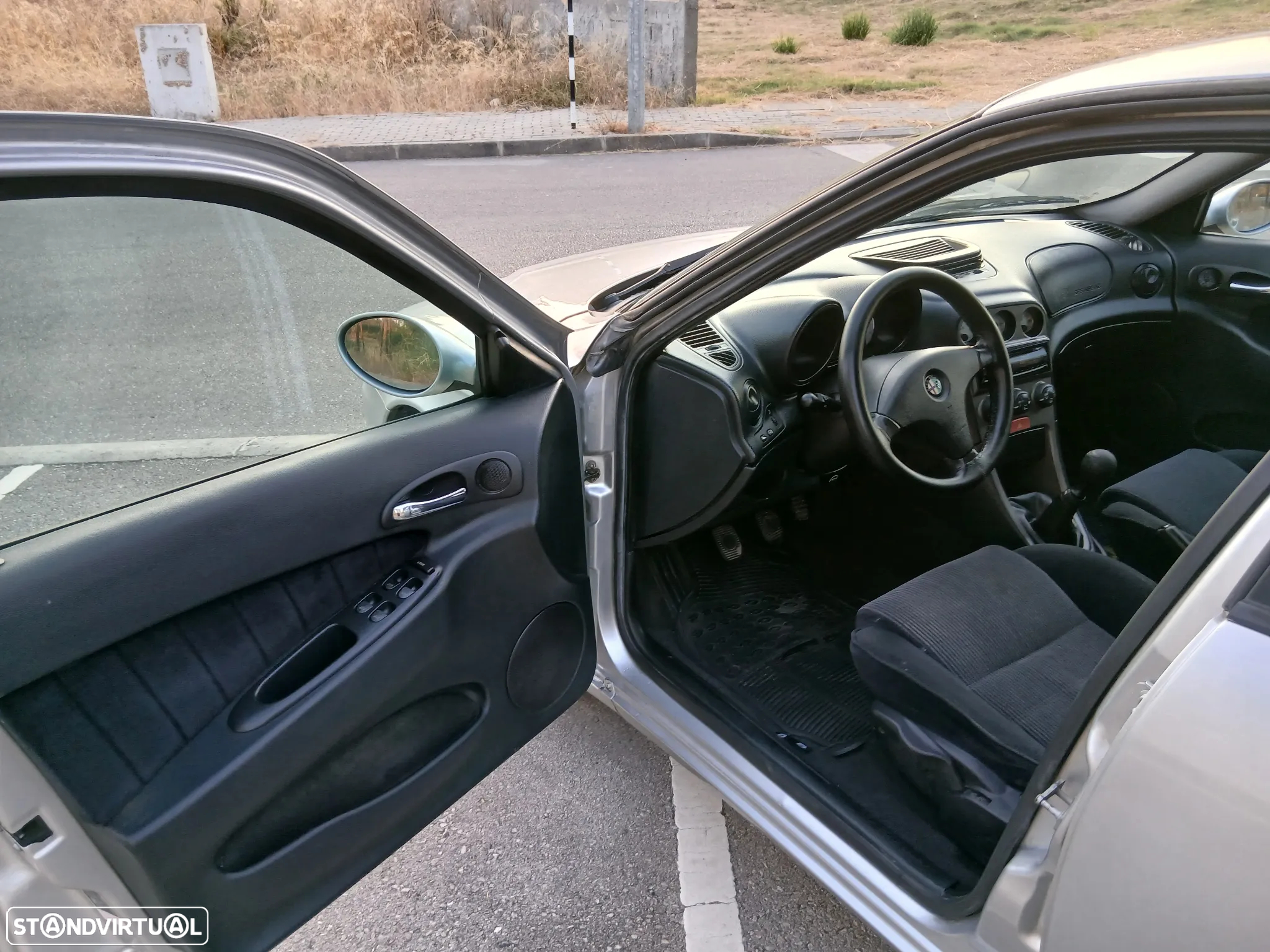Alfa Romeo 156 1.9 JTD - 5