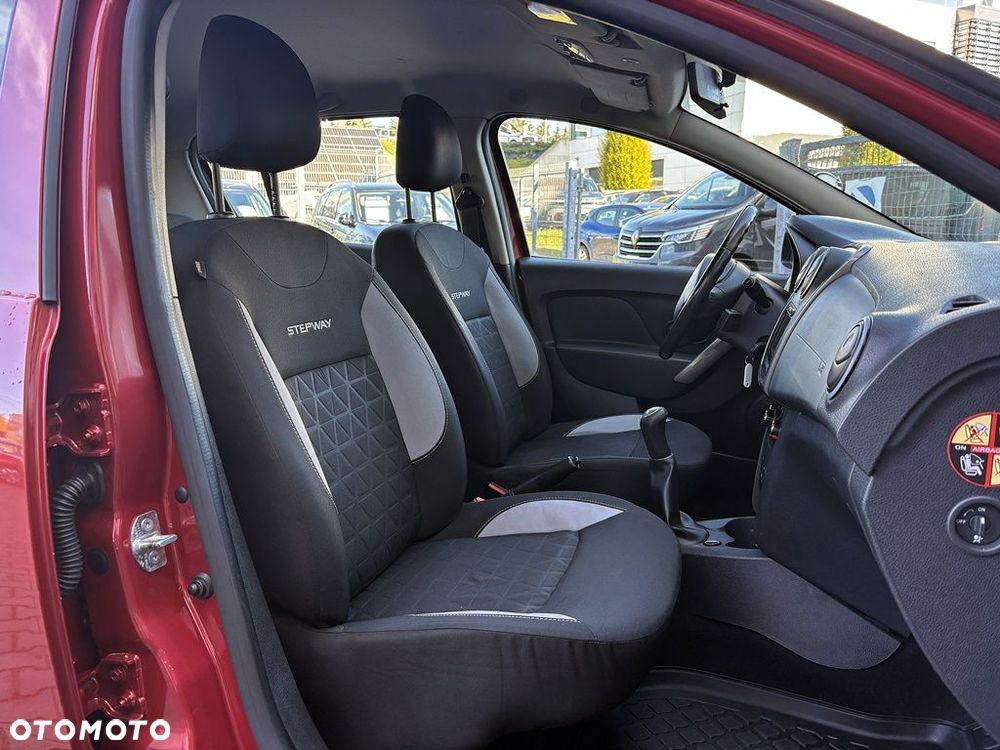 Dacia Sandero 0.9 TCe Laureate - 12