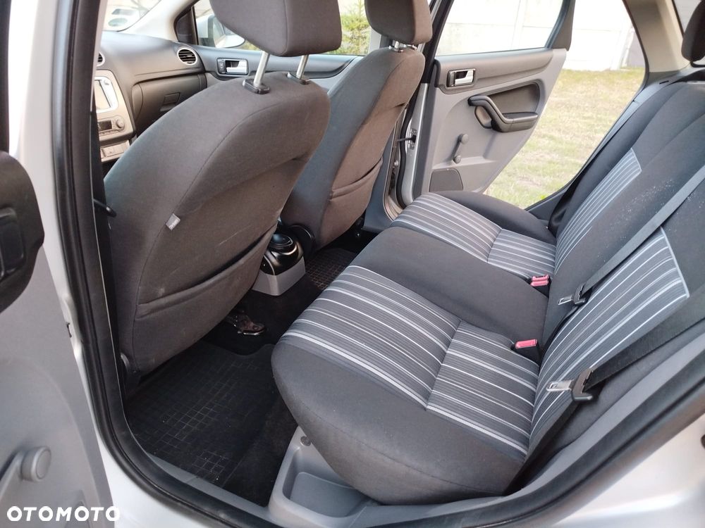 Ford Focus 1.8 TDCi Ambiente - 7