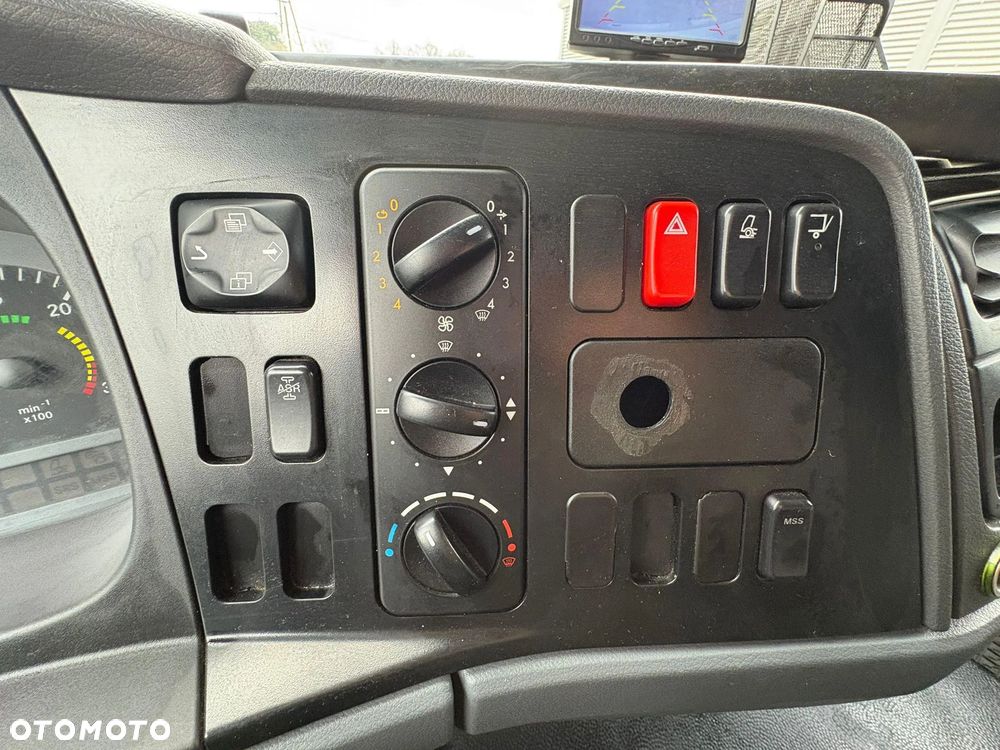 Mercedes-Benz 816 - 5