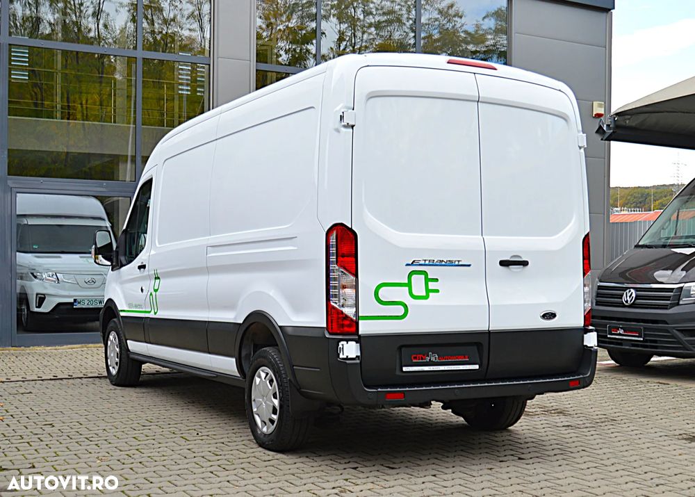 Ford E-TRANSIT L3H2 3500KG - 8