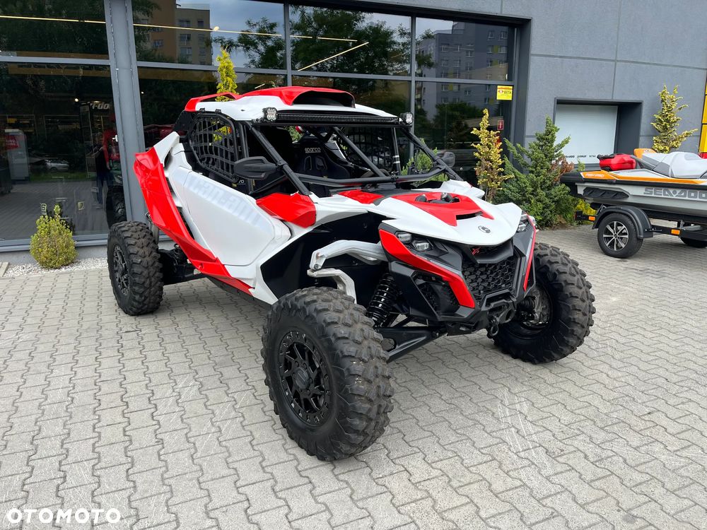 Can-Am Maverick - 6