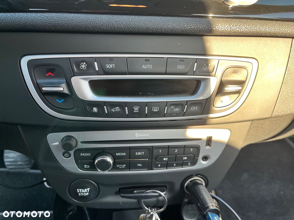 Renault Megane ENERGY TCe 115 Start & Stop Bose Edition - 23