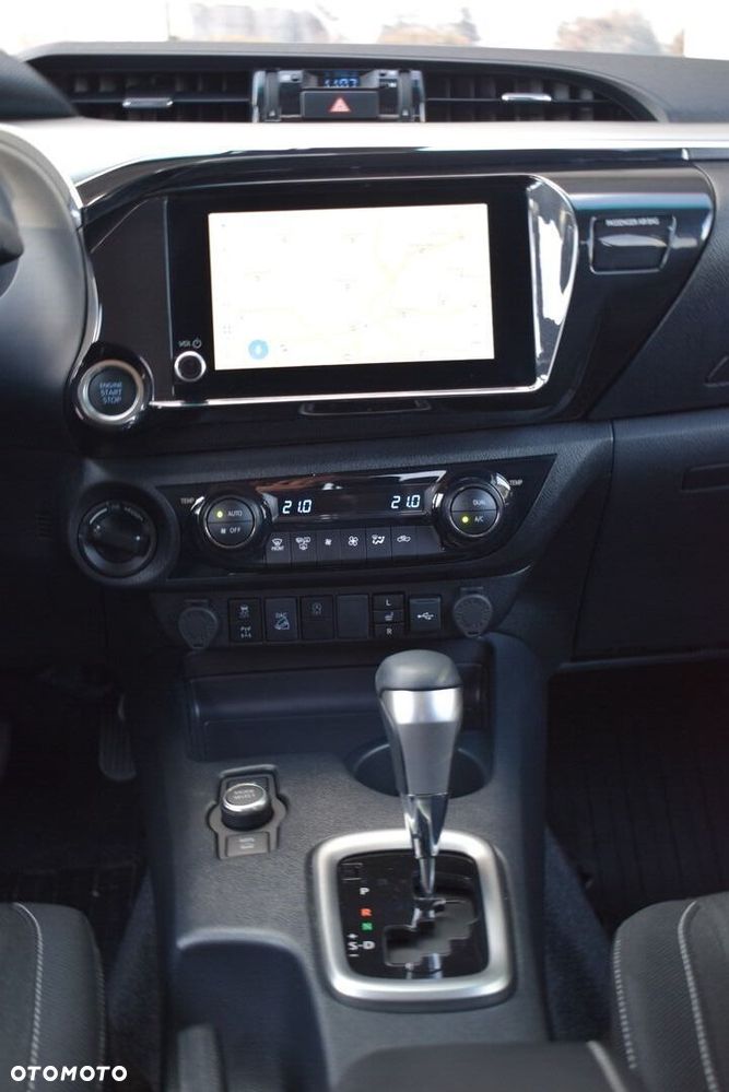 Toyota Hilux 2.8 D-4D mHEV Double Cab Executive 4x4 - 18