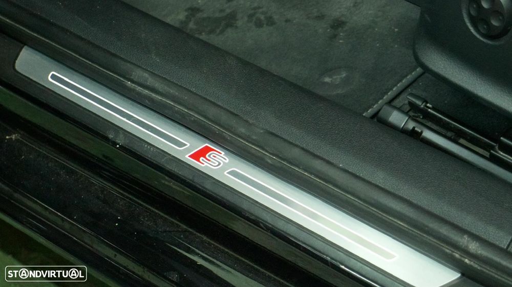 Audi A4 Avant 2.0 TDI S-line S tronic - 27