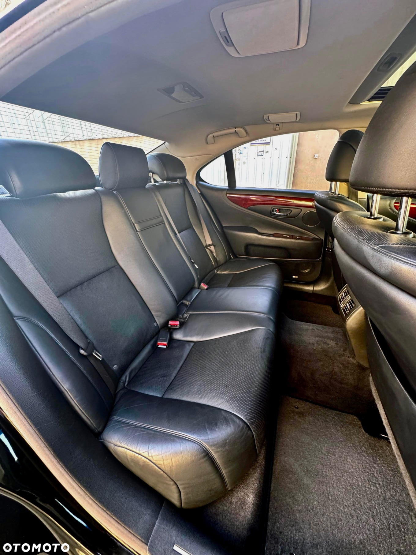 Lexus LS 460 Dynamic Line - 25