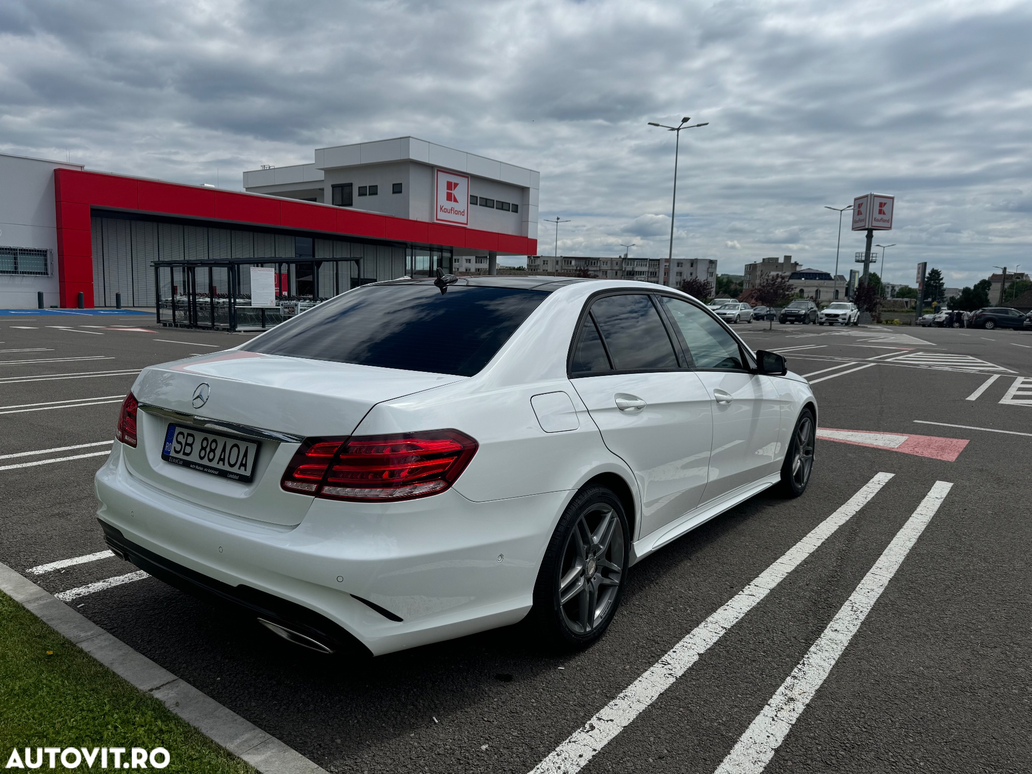 Mercedes-Benz E 220 CDI BlueEfficiency Aut. - 6