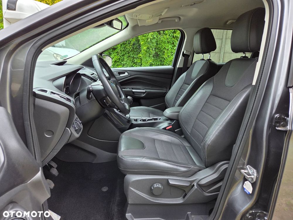 Ford Kuga 2.0 TDCi 4x4 Titanium - 9