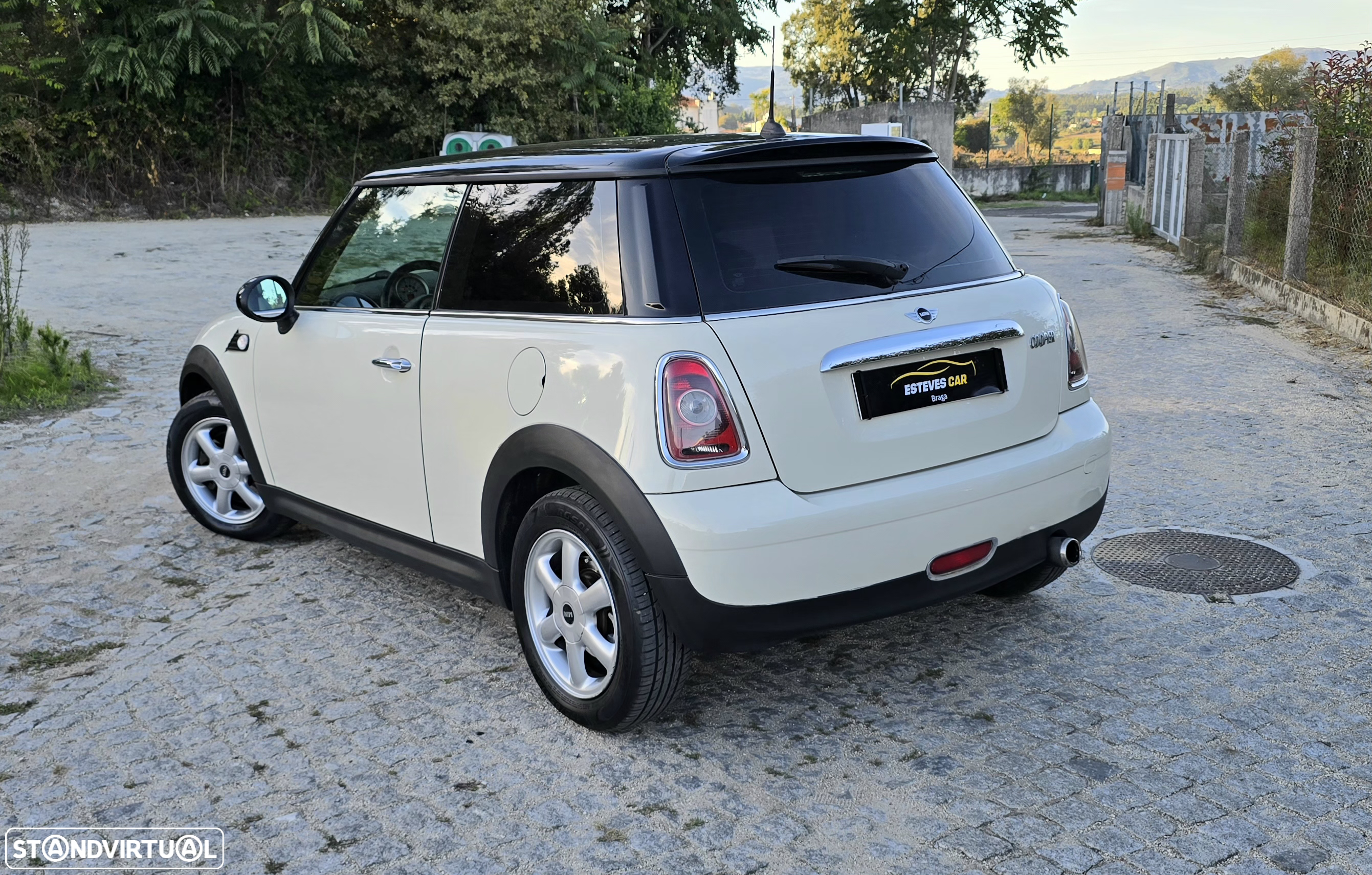 MINI 3 Portas Cooper D - 4