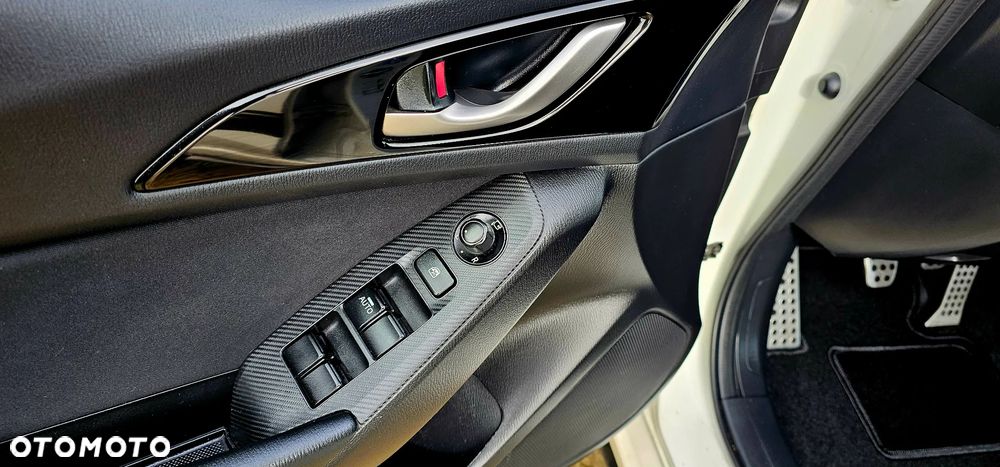 Mazda 3 SKYACTIV-D 150 Sports-Line - 13