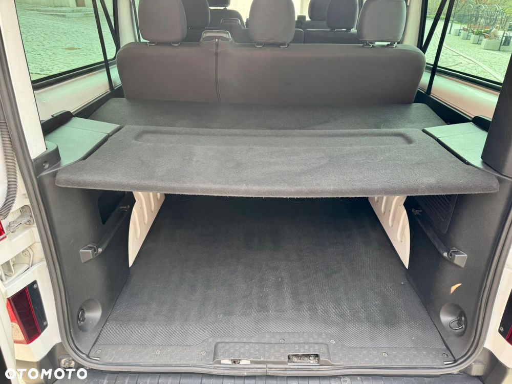 Renault Trafic - 10