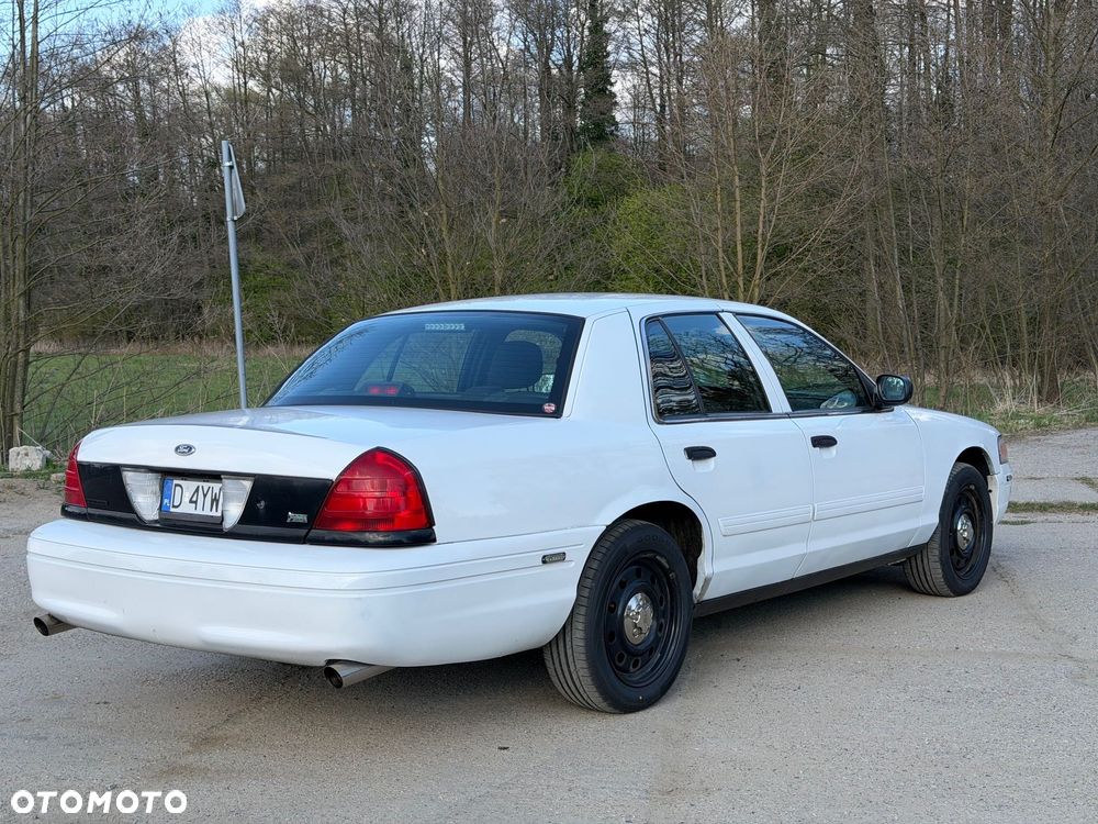 Ford Inny - 4