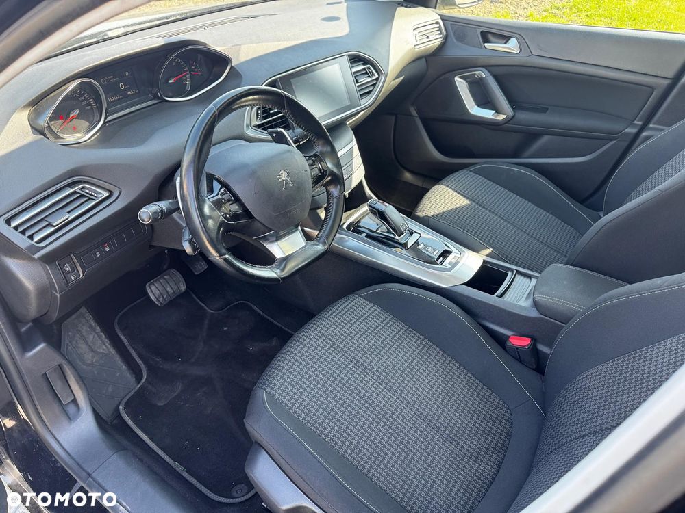 Peugeot 308 BlueHDi 130 EAT8 Stop & Start Active - 13