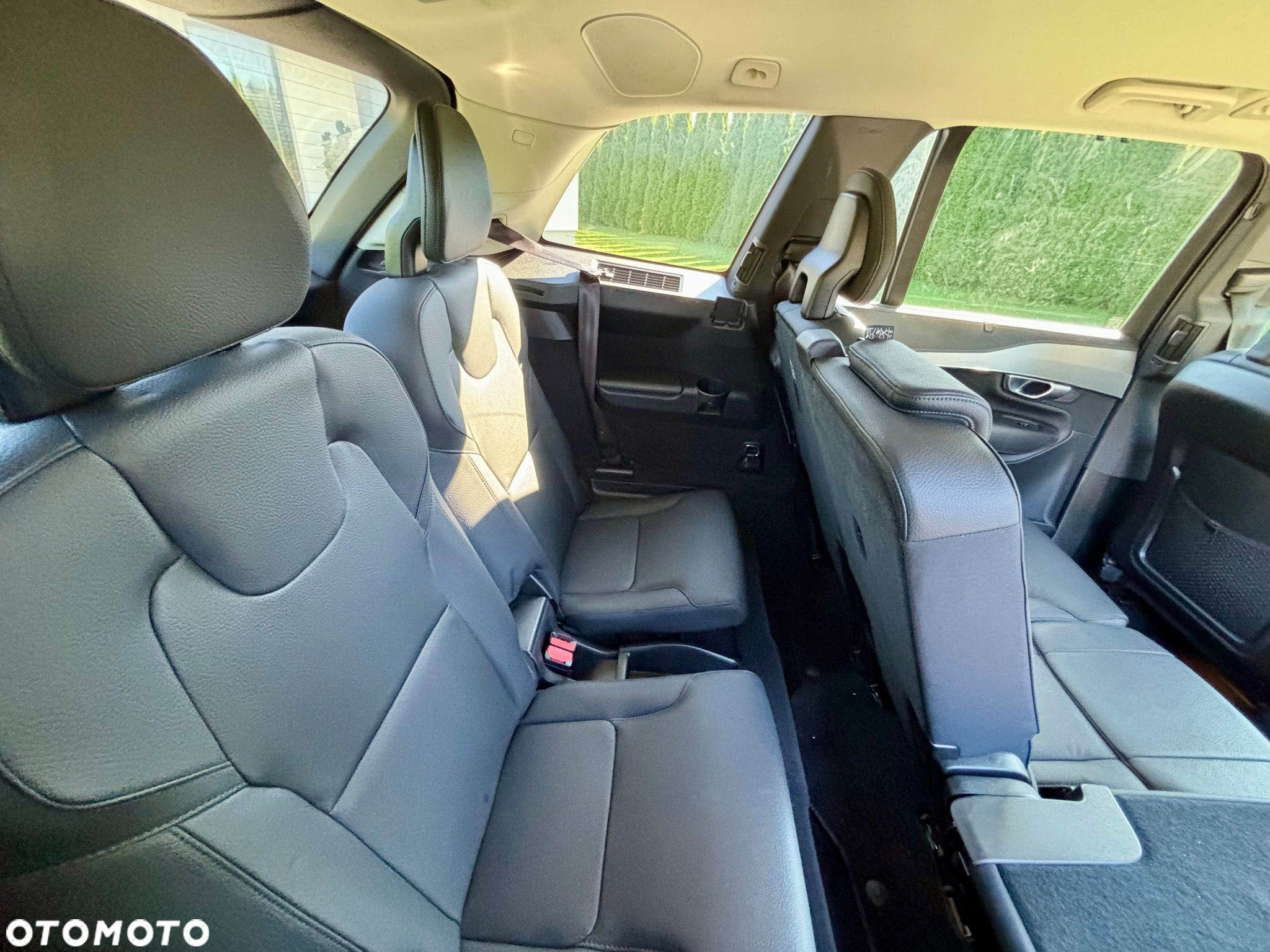 Volvo XC 90 T8 AWD Plug-In Hybrid Plus Dark 7os - 23