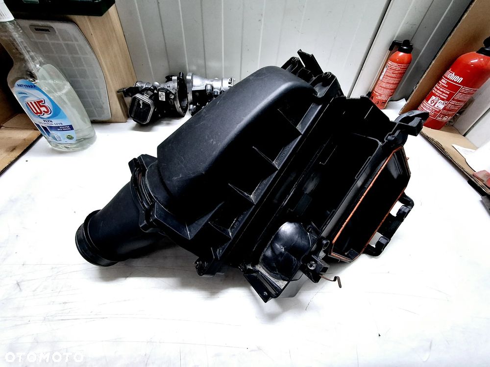 MERCEDES B-KLASA W246 A-KLASA W176 CLA GLA 1.6 CGI BENZYNA 2011-2018 ROK - 1