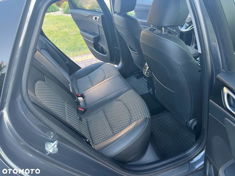 Kia Ceed 1.5 T-GDI Business Line - 5