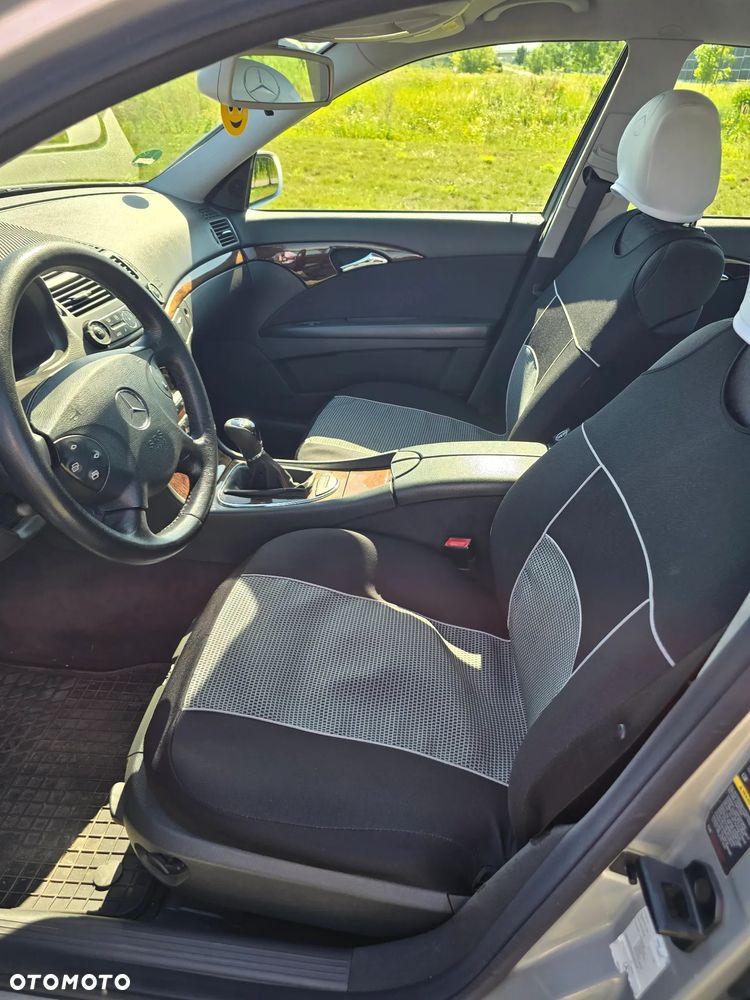 Mercedes-Benz Klasa E 270 CDI T Classic - 6