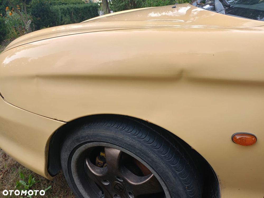 Hyundai Coupe 1.6 Base - 11