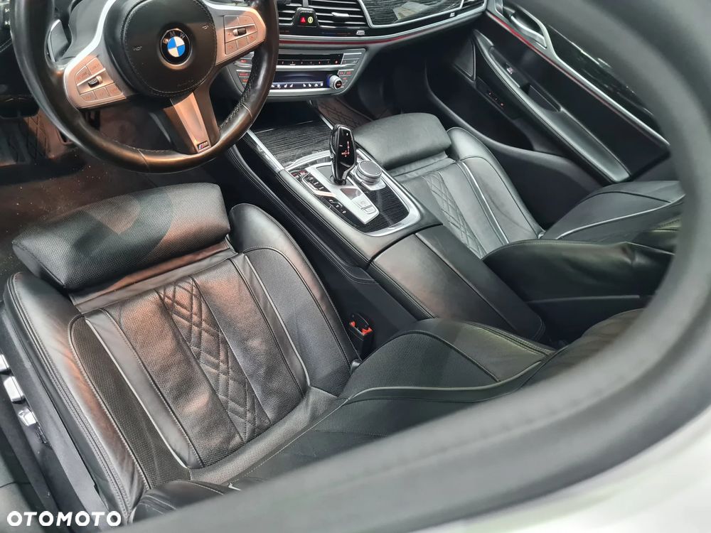 BMW Seria 7 730d xDrive sport - 36