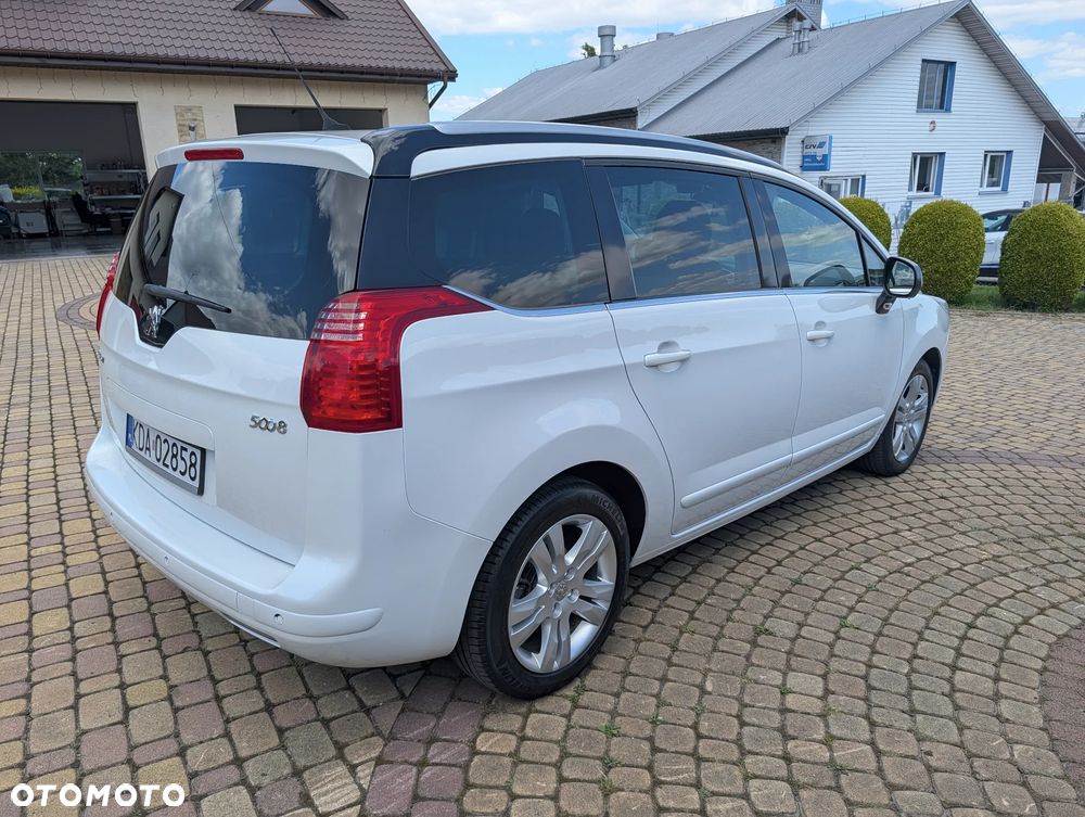 Peugeot 5008 - 4