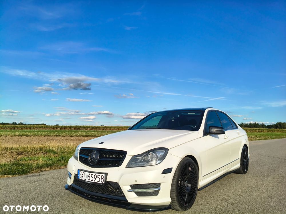 Mercedes-Benz Klasa C 350 4Matic (BlueEFFICIENCY) 7G-TRONIC Avantgarde - 5