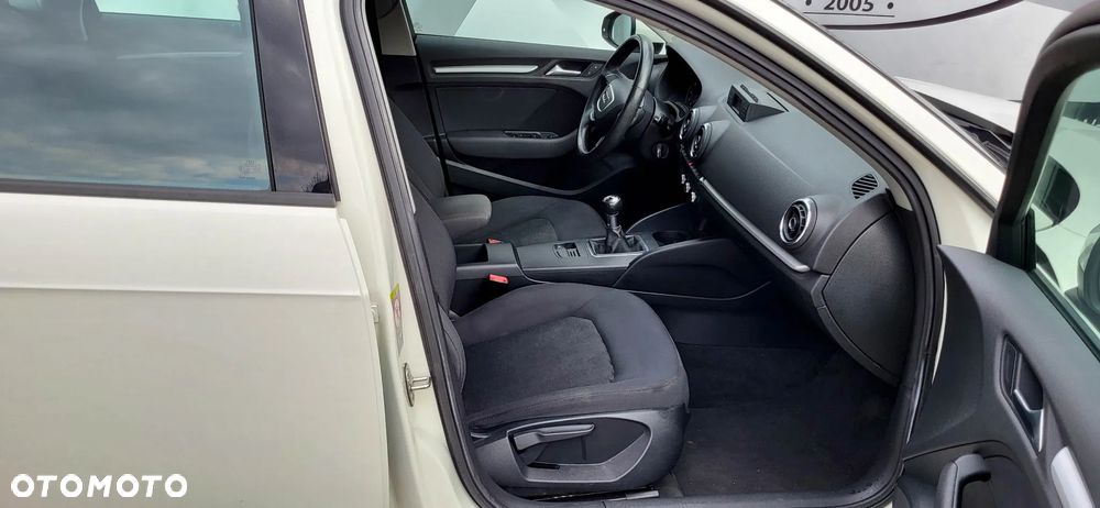 Audi A3 Sportback 1.4 TFSI Ambition - 17