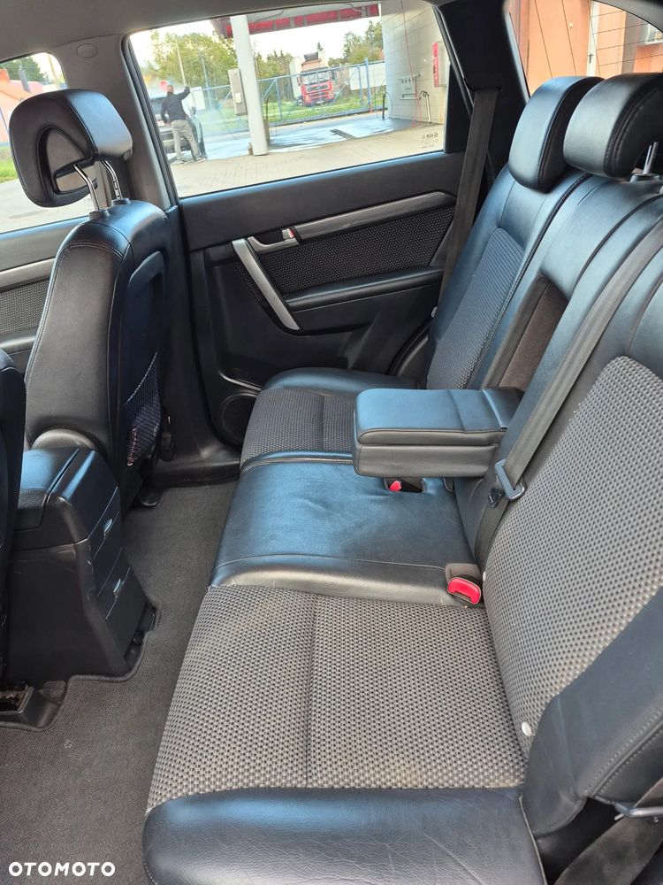 Chevrolet Captiva 2.4 2WD 7 Sitzer LS Family Edition - 10