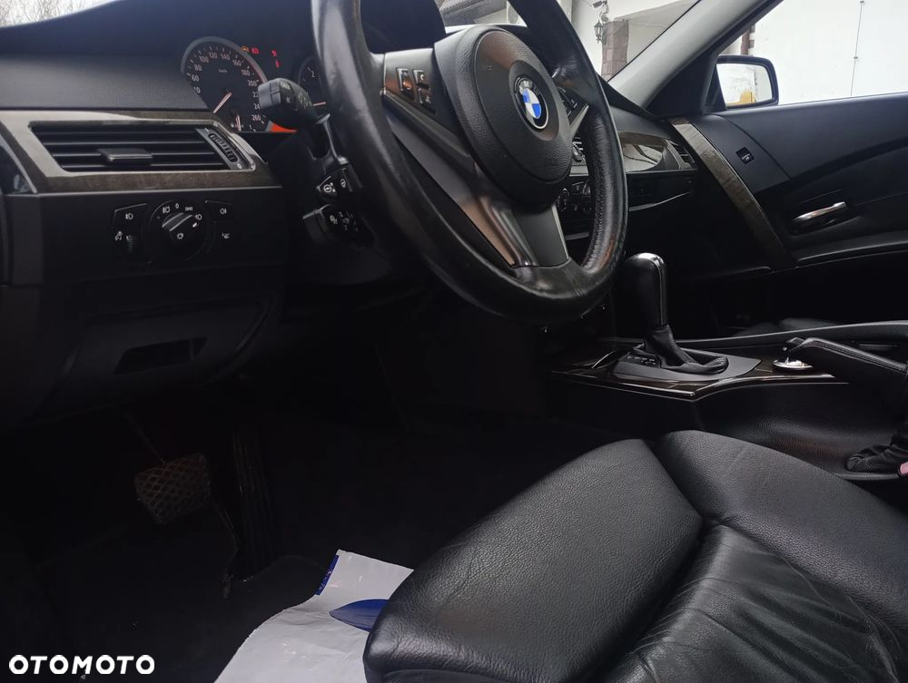 BMW Seria 5 - 12