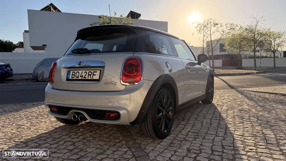 MINI 3 Portas Cooper S - 4